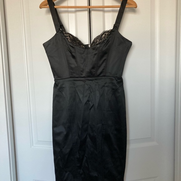 Sexy little black dress from Bebe - Picture 1 of 6